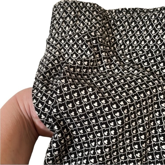 LOFT Black & White Clubs A-Line Stretch Rayon Skirt Elastic Waist Pockets Sz XL - Picture 5 of 5